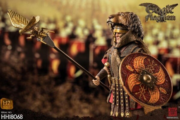 [HY-HH18068] 1:12 Imperial Legion Eagle Flagman - Image 7
