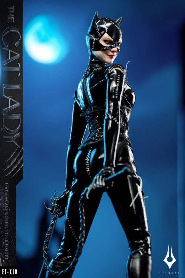 [ET-X10] Cat Lady - Image 3