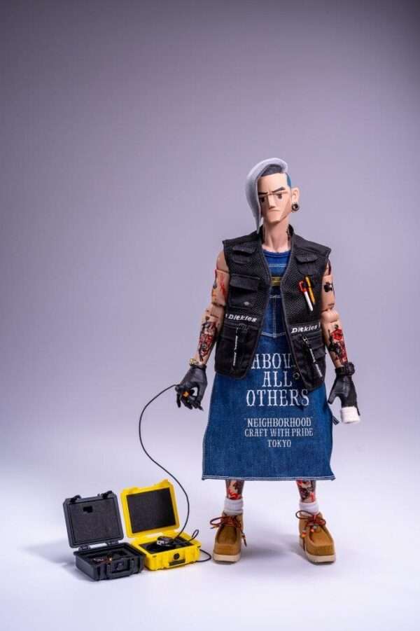 [TM-120117] Tattoo Artist - Image 11